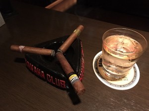 cigar-bar