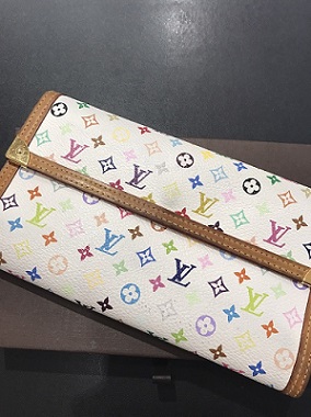 ルイヴィトン（louis vuitton）マルチカラー ポルトトレゾール