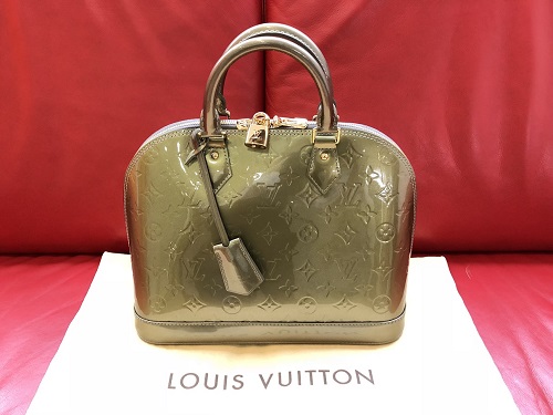 ルイ・ヴィトン（Louis Vuitton） ヴェルニ アルマPM M91613 -ゴールド 