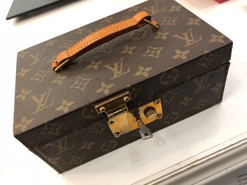 ルイヴィトン LOUIS VUITTON ボワット・アトゥー M47236 モノグラム アクセサリーボックス ボックス BOX トランク バニティバッグ モノグラムキャンバス ブラウンレディース