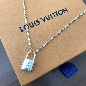 ルイヴィトン（Louis Vuitton）パンダンティフ・ロックイット SV925 