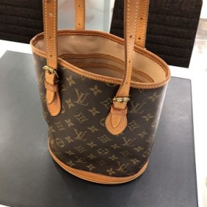 LOUIS VUITTON ルイヴィトン モノグラム バケットPM M42238モノグラムバケットPM