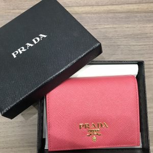 プラダ(prada)財布画像