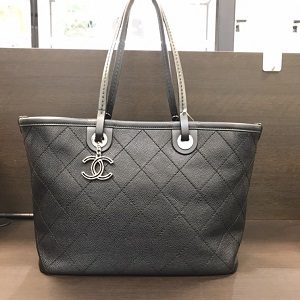 シャネル(CHANEL) ワイルドステッチ オンザロード トートバッグ 