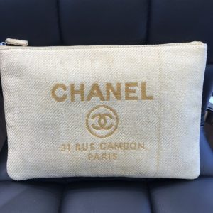 クラッチバッグ【CHANEL】シャネル ドーヴィルクラッチ