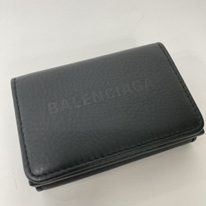 バレンシアガ(BALENCIAGA) 三つ折り財布 エブリデイ ミニウォレット ブラック 551921 Aランク バレンシアガ買取相場  -ゴールドプラザ東京吉祥寺店