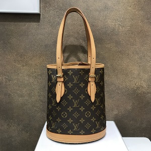 モノグラムバケットPMLOUIS VUITTON ルイヴィトン モノグラム バケットPM M42238