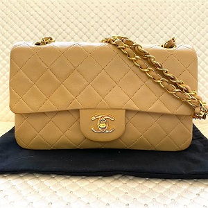 シャネル(CHANEL) マトラッセ チェーンショルダーバッグ ベージュ ラムスキン A01113 BCランク シャネル買取相場  -ゴールドプラザ東京銀座本店