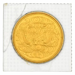 天皇陛下御在位六十年記念10万円金貨昭和61年画像