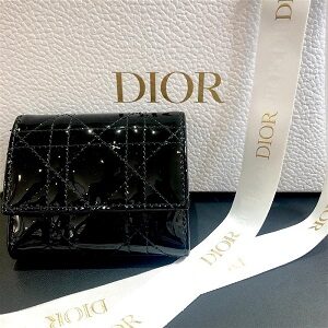 ディオール(Dior) 二つ折り財布 エナメル ブラック Aランク ディオール