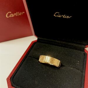 カルティエ(Cartier) YGﾗﾌﾞﾘﾝｸﾞ カルティエ買取相場