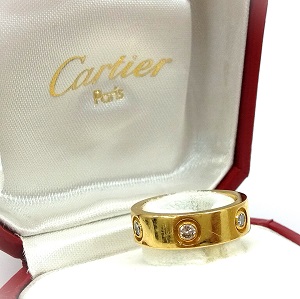 カルティエ(Cartier) リング ラブリング　750 フルダイヤ Bランク カルティエ(Cartier)買取相場