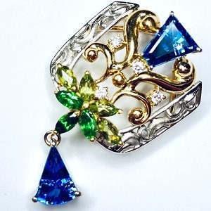 アクアマリン　(2.33ct　0.13ct　0.57ct　0.69ct　Pt900　K18　リング　宝石買取相場