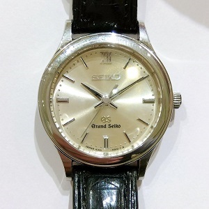 SEIKO（セイコー） グランドセイコー　腕時計　STGF015　4J51-0A10　クォーツ　SS　ｼﾙﾊﾞｰ文字盤　Bランク　セイコー買取相場