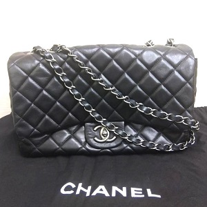 シャネル(CHANEL)　チェーンショルダーバッグ　マトラッセ　30　ラムスキン　黒　Cランク　シャネル買取相場