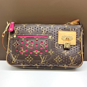 ルイ・ヴィトン(Louis Vuitton)　 ハンドバッグ モノグラムペルフォ ポシェットアクセソワール M95183 ABランク 買取相場