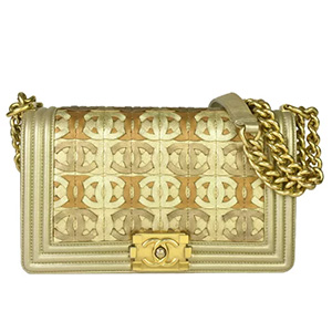 シャネル(CHANEL) ボーイシャネル ドバイ限定 ココマーク チェーンショルダーバッグ カーフスキン メタリックゴールド Bランク 買取相場