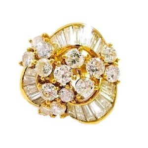 ダイヤモンド 2.3ct K18 トップ 買取相場
