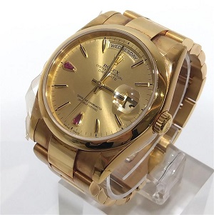 ロレックス(ROLEX) デイデイト ルビー2P×バーインデックス 118238 P番 本体のみ 買取相場
