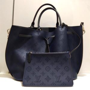 ルイ・ヴィトン(Louis Vuitton) トートバッグ ジロラッタ モノグラム マヒナ M54839 ABランク 買取相場