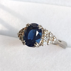 サファイア S(3.67ct メレダイヤ MD(0.38ct Pt900 リング 買取相場
