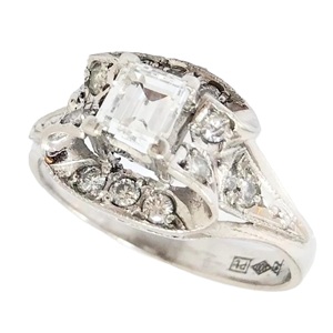 ダイヤモンド D(0.28ct H SI3 メレダイヤ MD(0.48ct PT900 リング 買取相場