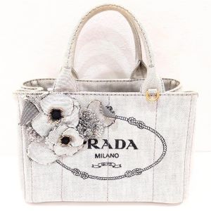 プラダ(PRADA) 2wayバッグ カナパ フラワートート1BG439 ビアンコデニム生地 白ショルダー 黒袋付 買取相場