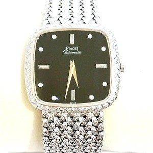 ピアジェ(PIAGET) トラディショナル スクエア オニキス文字盤 750 WG 買取相場