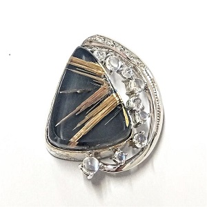 K18WG ペンダントトップ ムーンストーン0.73ct MD0.0.6ct ジュエリー買取相場-ゴールドプラザ千葉店(千葉県千葉市)｜宝石買取実績画像