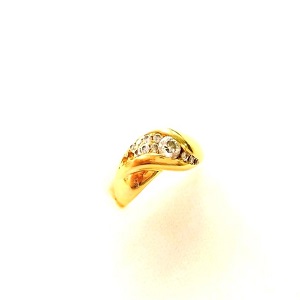 ダイヤモンド D(0.284ct I SI2 メレダイヤ MD(0.255ct K18 リング 買取相場
