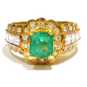 エメラルドE(0.80ct メレダイヤ MD(0.71ct K18 リング 買取相場-ゴールドプラザ錦糸町マルイ店(東京都墨田区)｜宝石買取実績