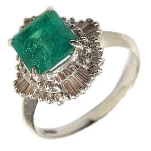 エメラルド E)1.94ct メレダイヤ MD)0.52ct PT900 リング 買取相場-天王寺あべの店(大阪府大阪市) | 宝石買取実績