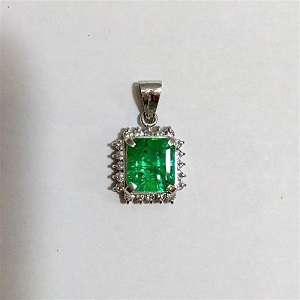 エメラルド E(1.28ct ダイヤモンド MD(0.16ct Pt900 トップ 買取相場