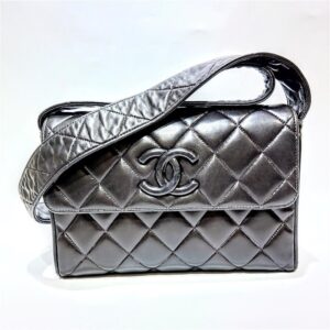 シャネル (CHANEL) ショルダーバッグ ラムスキン ブラック ココマーク Bランク 買取相場