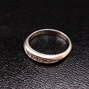 プラチナ900(Pt900) アクセサリー 石付リング 買取相場