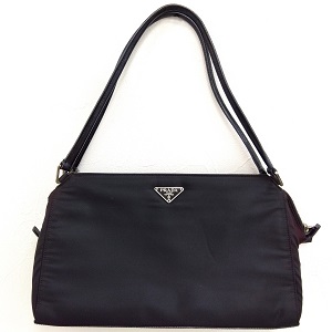 プラダ(PRADA) ショルダーバッグ ナイロン ブラック Bランク 買取相場