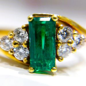 エメラルド E(推定1.5ct ダイヤモンド MD(推定0.3ct K18 リング 買取相場