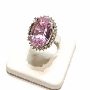 クンツァイトダイヤリング Pt900 13.06ct D0.71ct 買取相場