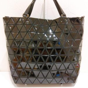バオバオ イッセイミヤケ(BAOBAO ISSEY MIYAKE) クリスタル グロス トートバッグ AG301 PU ブラック Aランク バオバオ 買取相場