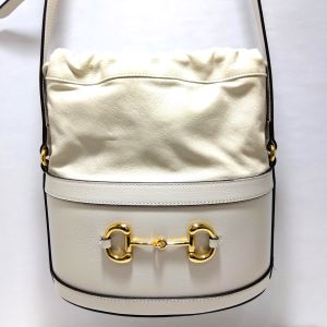 グッチ(GUCCI) ショルダーバッグ ホースビット ホワイト レザー 602118 ABランク 買取相場