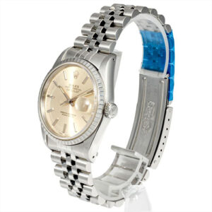 ロレックス(ROLEX) デイトジャスト 16220 X番台 SS 自動巻き ABランク 買取相場