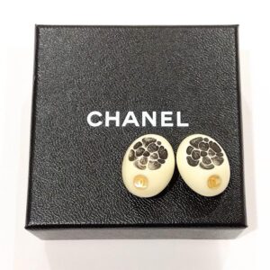 シャネル(CHANEL) シャネル カメリア ホワイト イヤリング 02P Bランク 買取相場