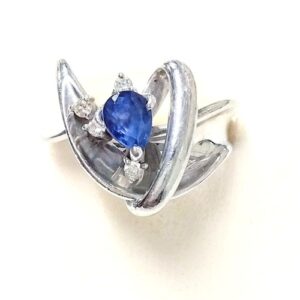 サファイア S(0.92ct ダイヤモンド MD(0.09ct Pt900 リング 買取相場-千葉店(千葉県千葉市)｜宝石買取実績