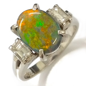 オパール O(1.34ct メレダイヤ MD(0.48ct PT900 リング 買取相場