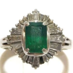 エメラルド E(1.01ct ダイヤモンド MD(0.87ct Pt900 リング 買取相場-横浜店(神奈川県横浜市)｜宝石買取実績