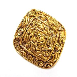 シャネル(CHANEL) ブローチ アラベスク ひし形 GP Bランク 買取相場