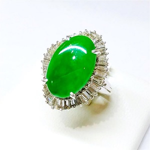 ヒスイ リング Pt900/9.0g/石目なし/MD(1.4ct) 買取相場
