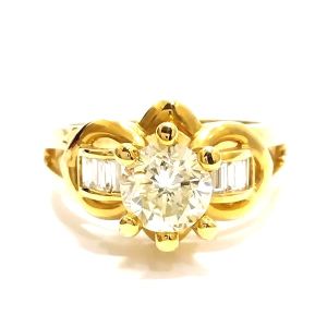 ダイヤモンド D(1.006ct L-SI1 MD(0.28ct K18 リング 買取相場