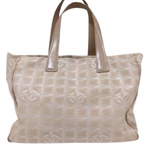 シャネル(CHANEL) ニュートラベルライン ベージュ A15991 Bランク 買取相場