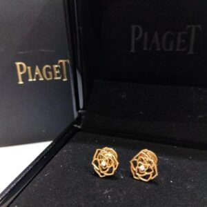 ピアジェ(PIAGET) ピアス ローズ 750 ダイヤ Aランク 買取相場